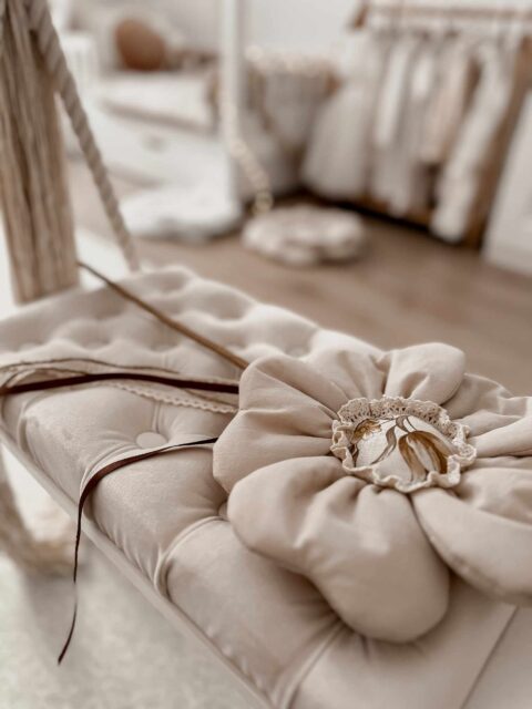 Różdżka do zabawy dla dziewczynki kwiatek ozdoba milk natural