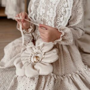 Różdżka do zabawy dla dziewczynki kwiatek ozdoba milk natural