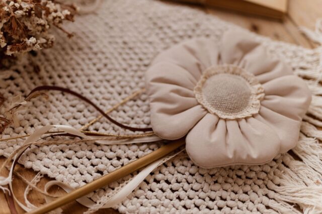 Różdżka do zabawy kwiatek ozdoba dla dziecka kasza len