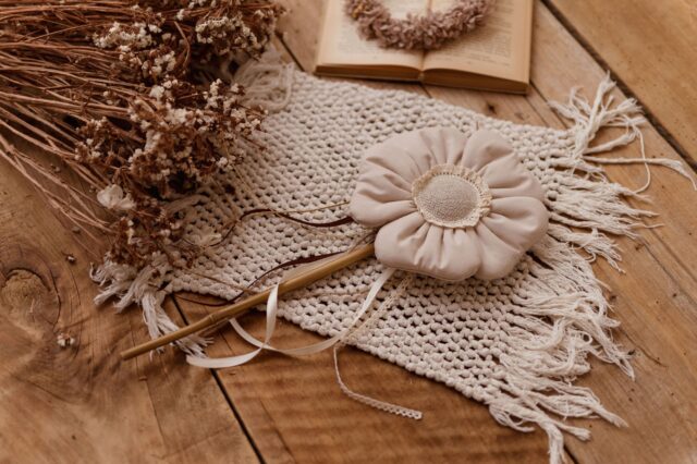 Różdżka do zabawy kwiatek ozdoba dla dziecka kasza len