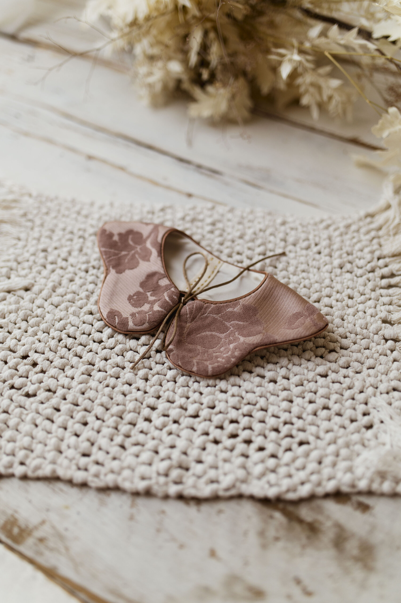 Różowy kołnierzyk dla dziewczynki malwa garden