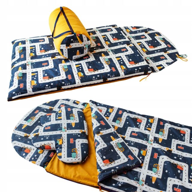 Śpiworek dla chłopca do przedszkola 140×75cm auta