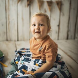 Śpiworek dla chłopca do przedszkola 140×75cm auta