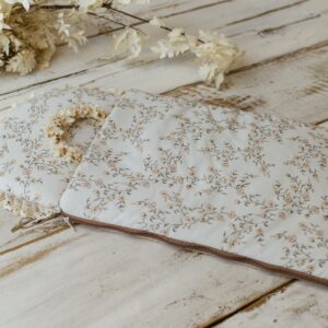 Śpiworek dla niemowląt kremowy róże