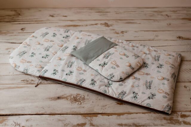 Śpiworek do przedszkola 140cmx75cm lot balonem