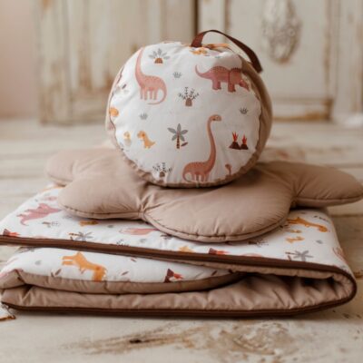 Śpiworek do przedszkola 140×75cm pink dinozaury