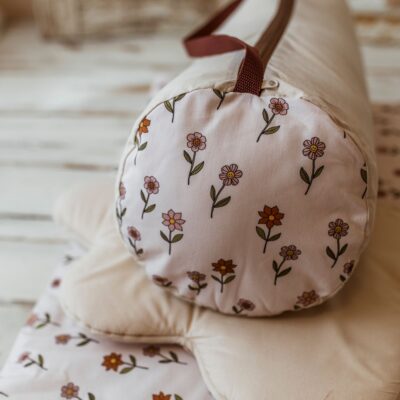 Śpiworek do przedszkola 140×75cm śliczne kwiatuszki