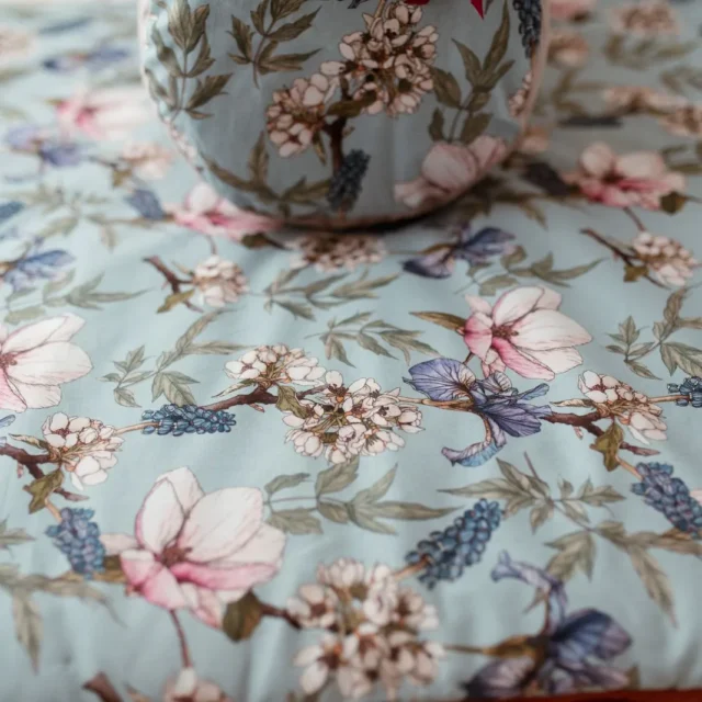 Śpiworek do przedszkola dla dziewczynki 140×75cm kwiatki