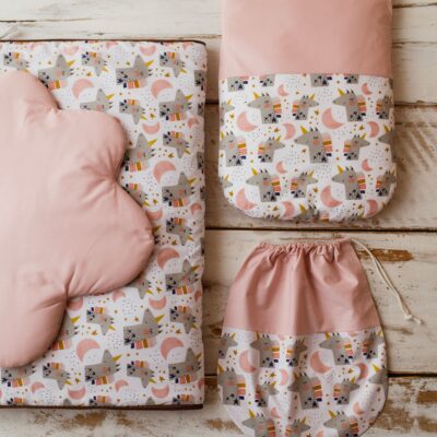 Śpiworek do przedszkola dla dziewczynki jednorożce