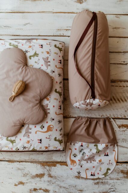 Śpiworek do przedszkola w dinozaury