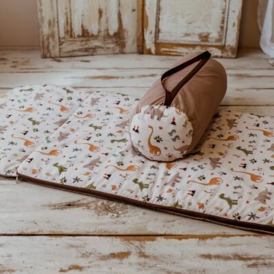 Śpiworek do przedszkola w dinozaury