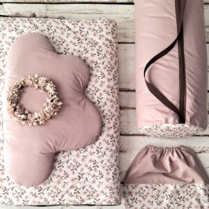 Śpiworek do przedszkola z falbanką 140×75cm różany drzewko różane