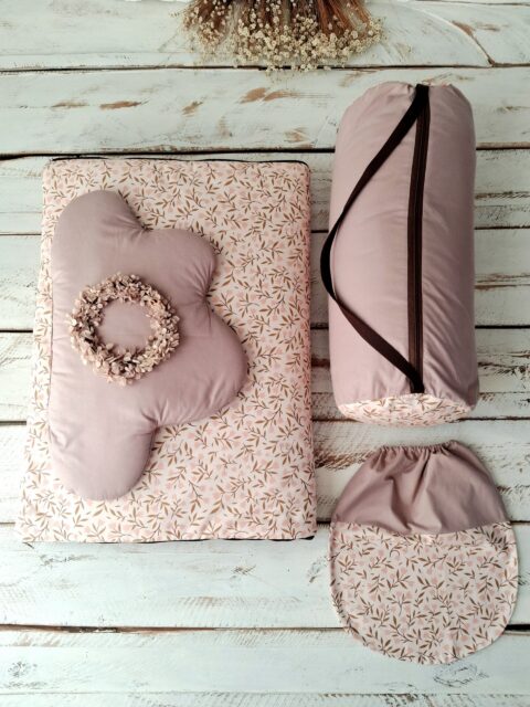 Śpiworek do przedszkola z falbanką 140×75cm różowe konwalie