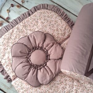 Śpiworek do przedszkola z falbanką 140×75cm różowe konwalie