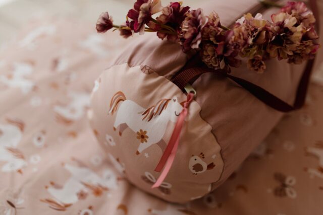 Śpiworek do żłobka dla dziewczynki jednorożce