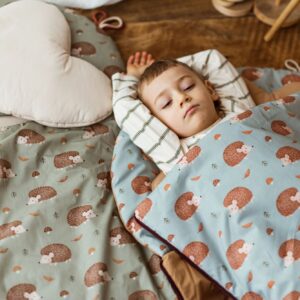 Śpiworek do żłobka z poduszką i workiem jeżyki