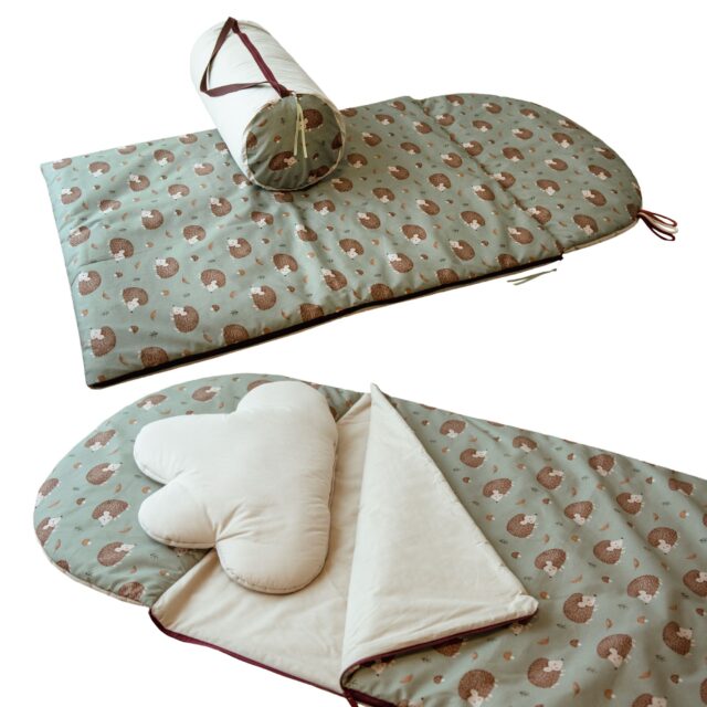 Śpiworek do żłobka z poduszką i workiem jeżyki