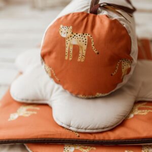 Śpiworek do żłobka z pokrowcem 120×60cm gepardy