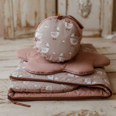 Śpiworek z poduszką do przedszkola 140×75cm gąski