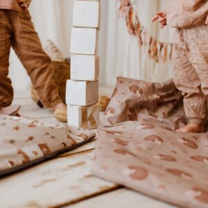 Śpiworek z poduszką i workiem dla dziecka 6-10lat jeżyki