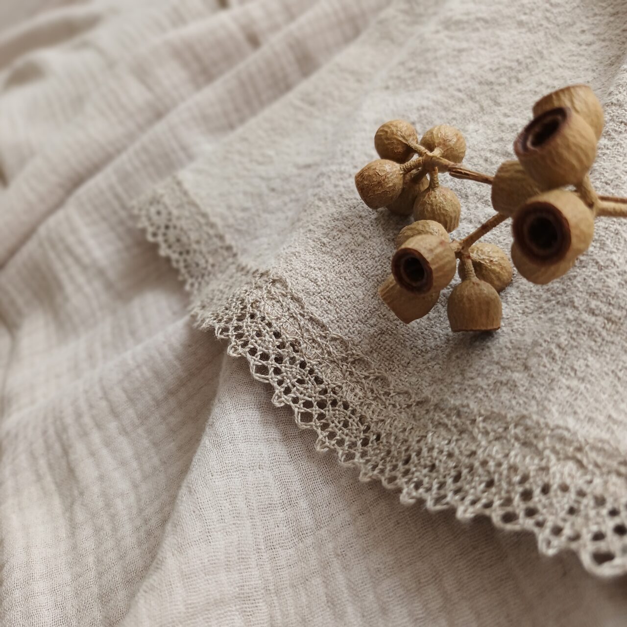 Spódniczka dla dziewczynki szara glina