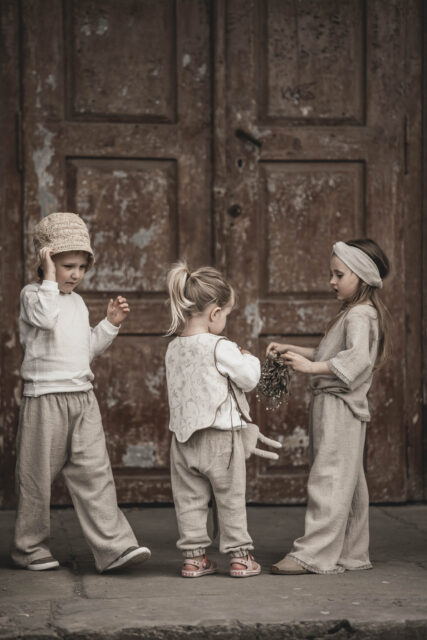 Spodnie lniane dresowe dla dzieci unisex szara glina