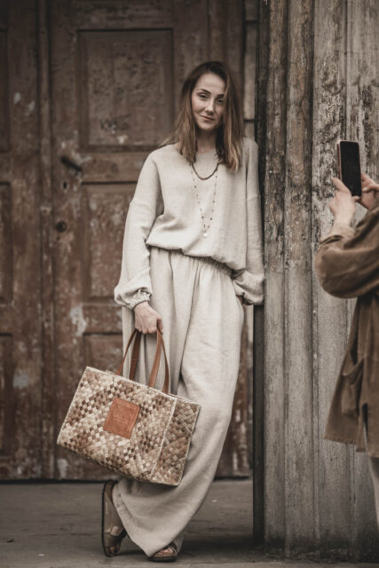 Spodnie lniane pallazzo damskie szerokie szara glina