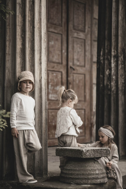 Spodnie lniane proste unisex dla dziecka szara glina