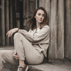 Spodnie damskie lniane joggersy basic dresowe szara glina