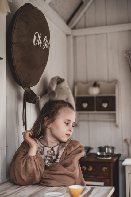 Sukienka beżowa lniana Marysia retro kokos 5-10 lat