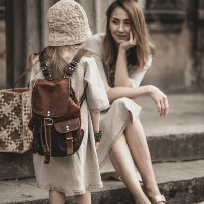 Sukienka lniana midi z rozcięciem z koronką lekka damska