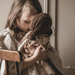 Sukienka lniana retro zwiewna dla dziewczynki royal  Marysia