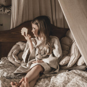 Sukienka lniana retro zwiewna dla dziewczynki royal  Marysia