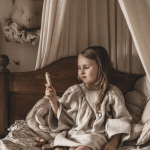 Sukienka lniana retro zwiewna dla dziewczynki royal  Marysia