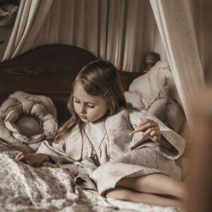 Sukienka lniana retro zwiewna dla dziewczynki royal  Marysia