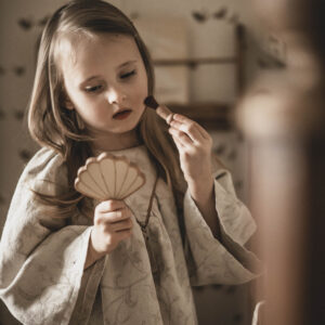 Sukienka lniana retro zwiewna dla dziewczynki royal  Marysia