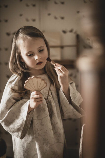 Sukienka lniana retro zwiewna dla dziewczynki royal  Marysia