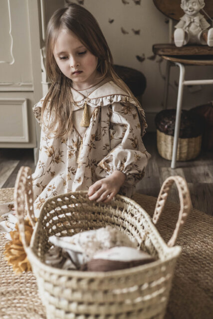 Sukienka w kwiatuszki lniana vintage 5-10 lat Marysia honey