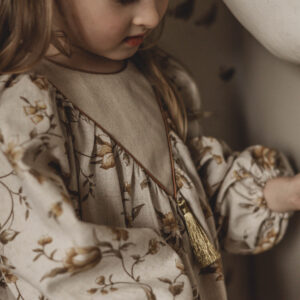 Sukienka w kwiatuszki lniana vintage 5-10 lat Marysia honey