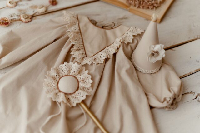 Sukienka z koronką bawełniana Marysia natural