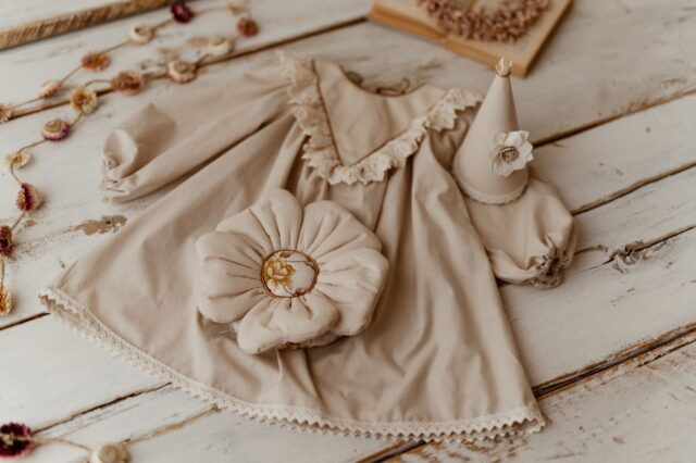 Sukienka z koronką bawełniana Marysia natural