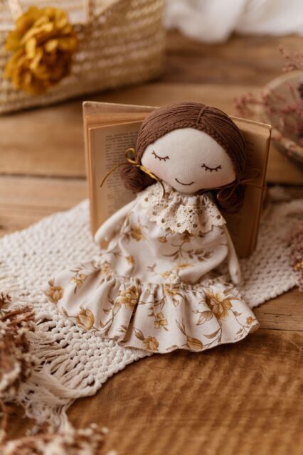 Szmacianka lalka przytulanka retro Marysia honey