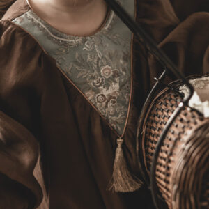 Vintage lniana sukienka brąz żakard dla dziewczynki Marysia