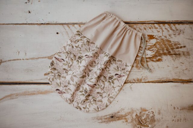 Woreczek do przedszkola bawełniany na rzeczy zamienne i buciki ptaszki natural