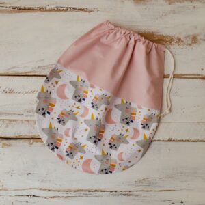 Woreczek na pościel do przedszkola 50×70 cm tęczowe kucyki