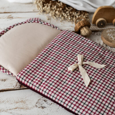 Śpiworek niemowlęcy miś kratka czerwona  z zielenią 50×75cm , 6-18 miesięcy