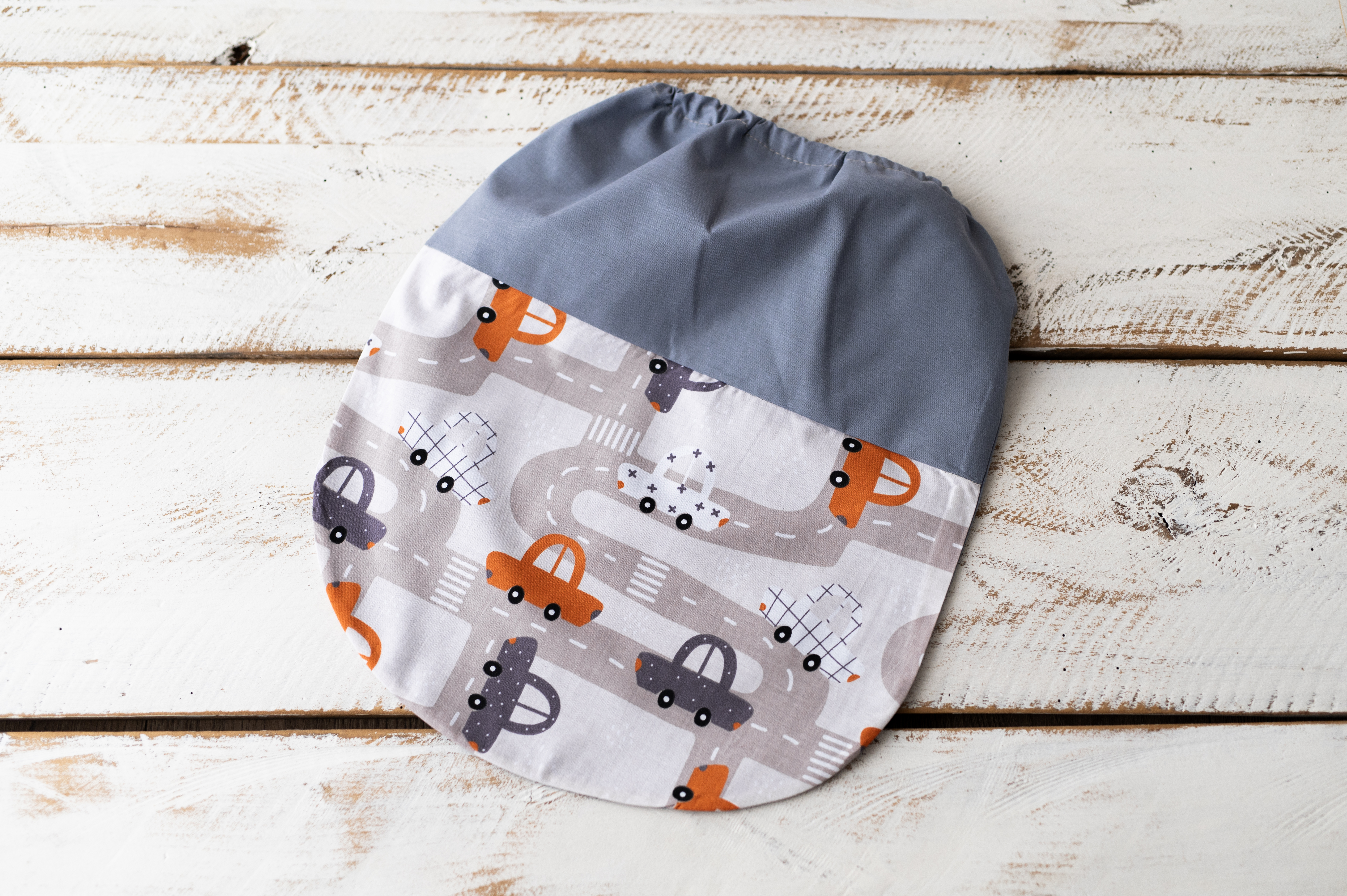 Woreczek na buty 40×40 cm samochody