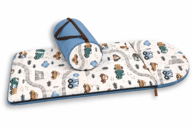 Śpiworek dla przedszkolaka 3w1 Traktory i Ciężarówki – 140 x 75 cm